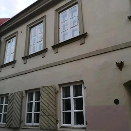 Boulevard Solvay Crt**g * Шарлеруа
